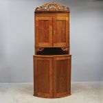 1774&nbsp;6294&nbsp;CORNER CUPBOARD